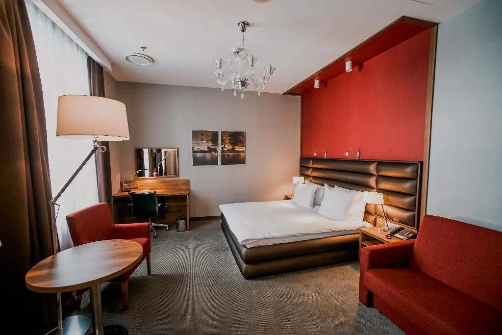SUITE ONE BEDROOM Room, Holiday Inn Krakow City Centre, Krakow