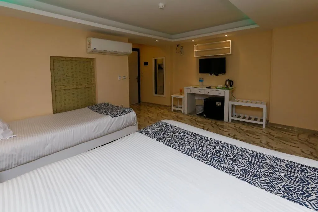 Room, Turquoise Pyramids Hotel, Cairo