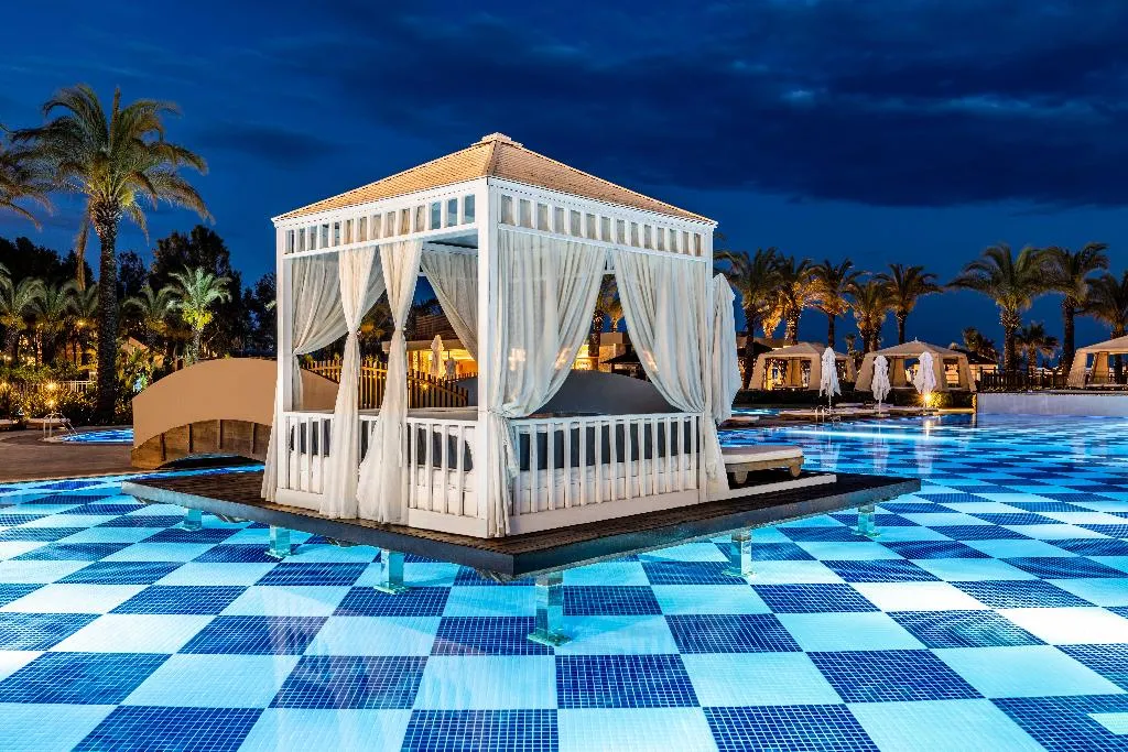 Pool, Kempinski Hotel The Dome, Antalya