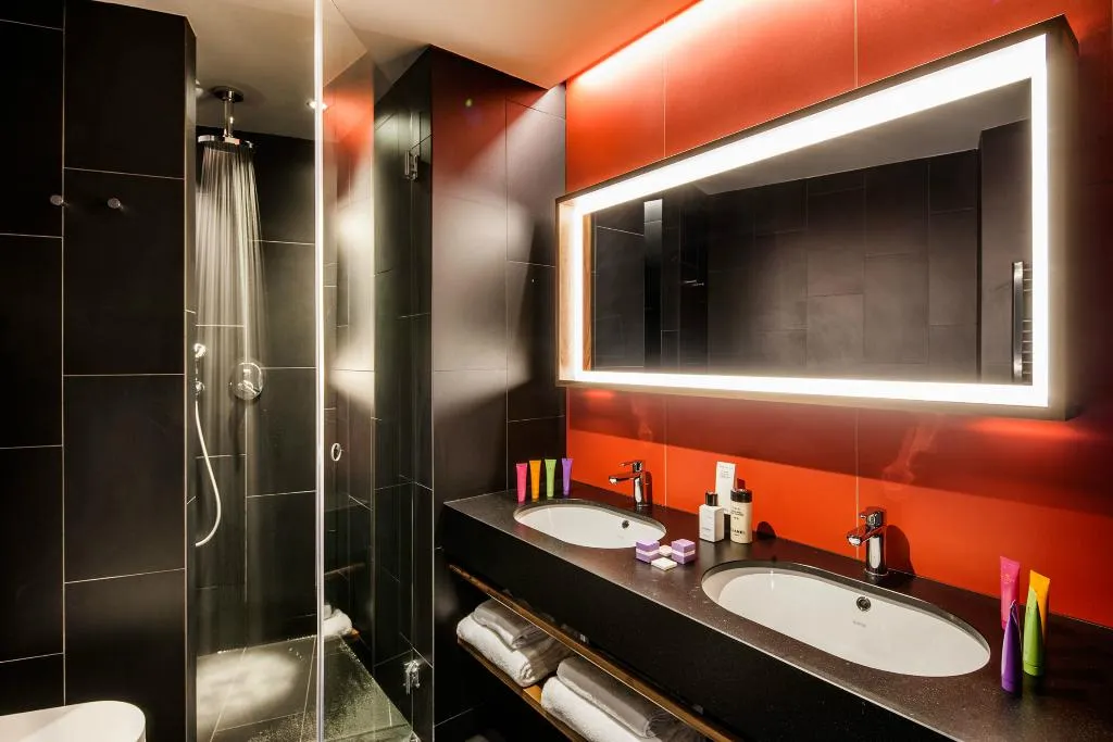 JUNIOR SUITE CAPACITY 4 Room, Glam Milano, Milan