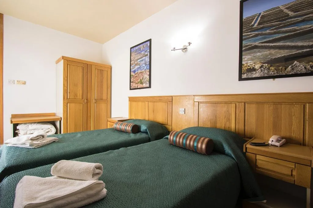 SINGLE STANDARD Room, Canifor Hotel, Malta