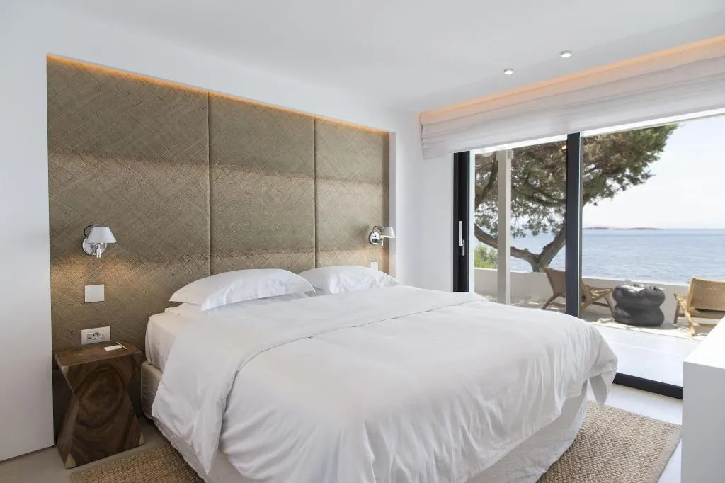 Room, The Margi, Athens