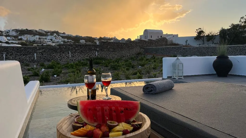 General view, Vineyard Exclusive Suites, Santorini