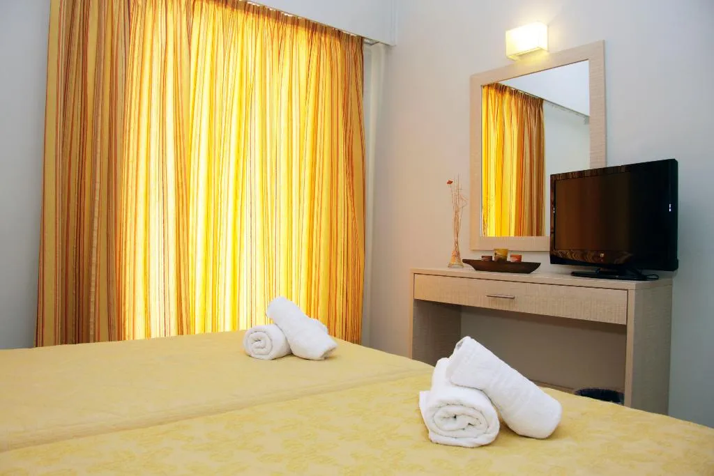 Double or Twin STANDARD Room, Golden Beach, Athens