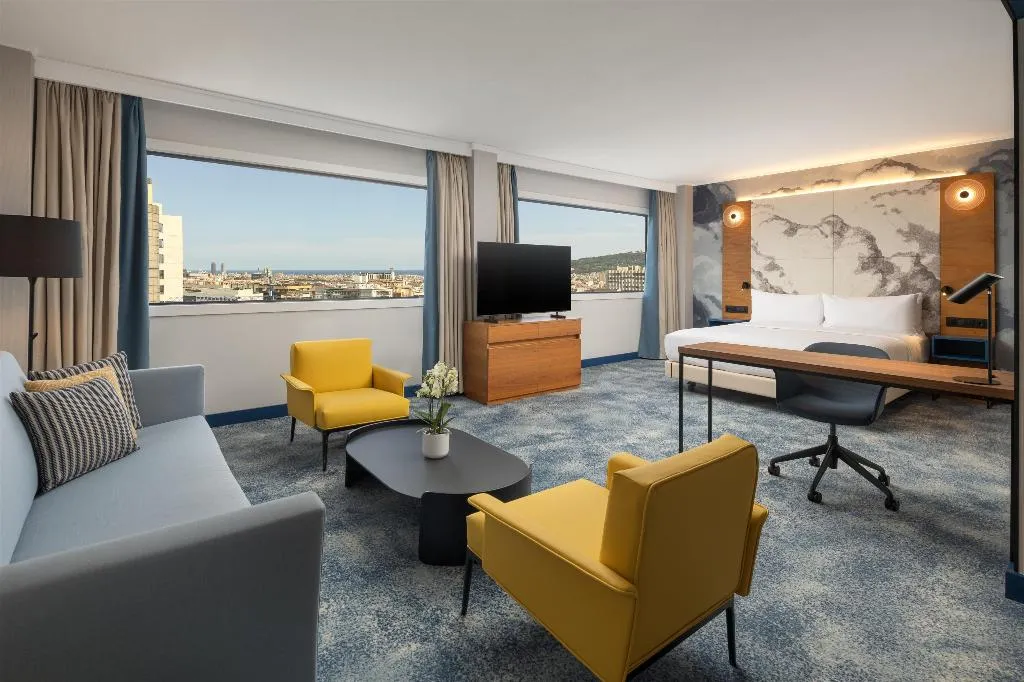 SUITE KING SIZE BED Room, Hilton Barcelona, Barcelona