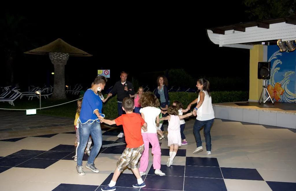 Sports and Entertainment, La Serra Holiday Village & Beach Resort, Naples