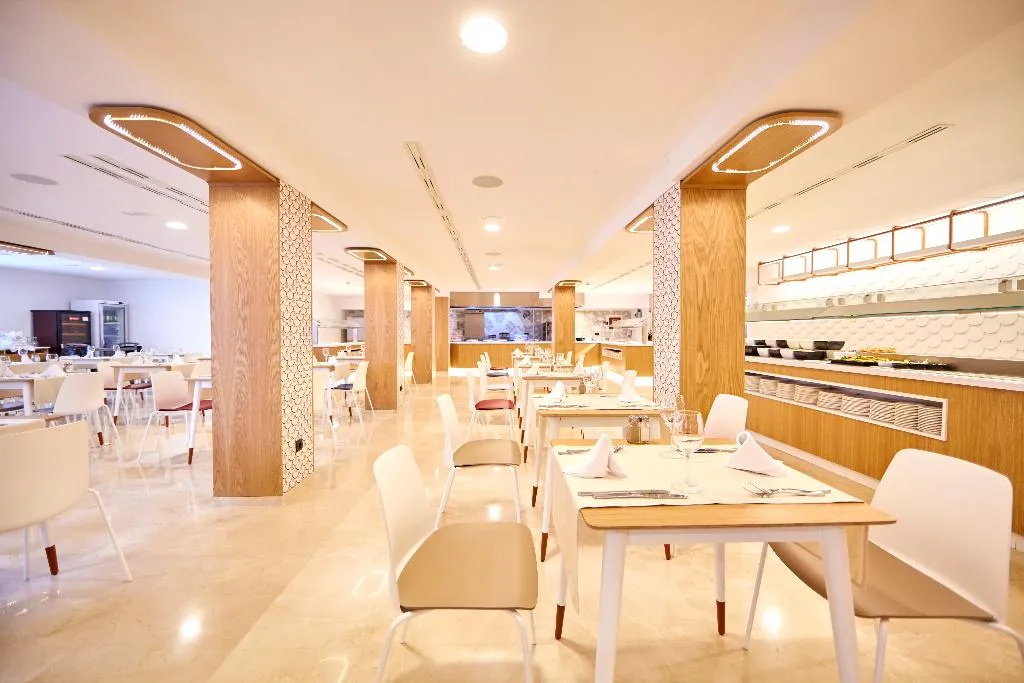 Restaurant, Mediterranean bay, Majorca