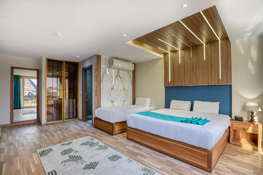 FAMILY ROOM WITH BALCONY Room, Pyramids Yard Hotel, Cairo