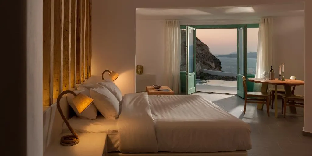 SUITE GRAND Room, Avatar Suites, Santorini