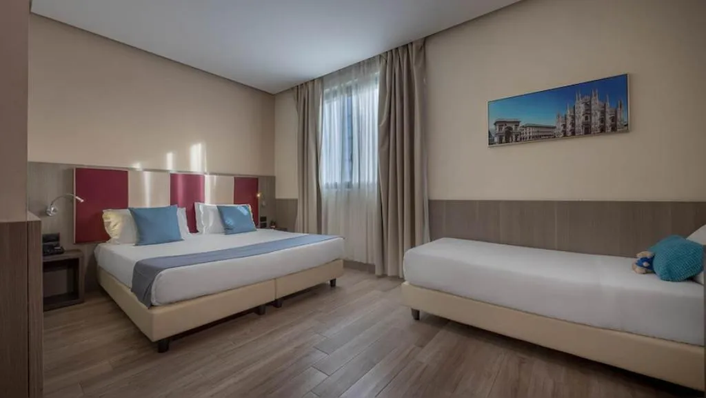 TRIPLE DELUXE Room, iH Hotels Milano St. John, Milan