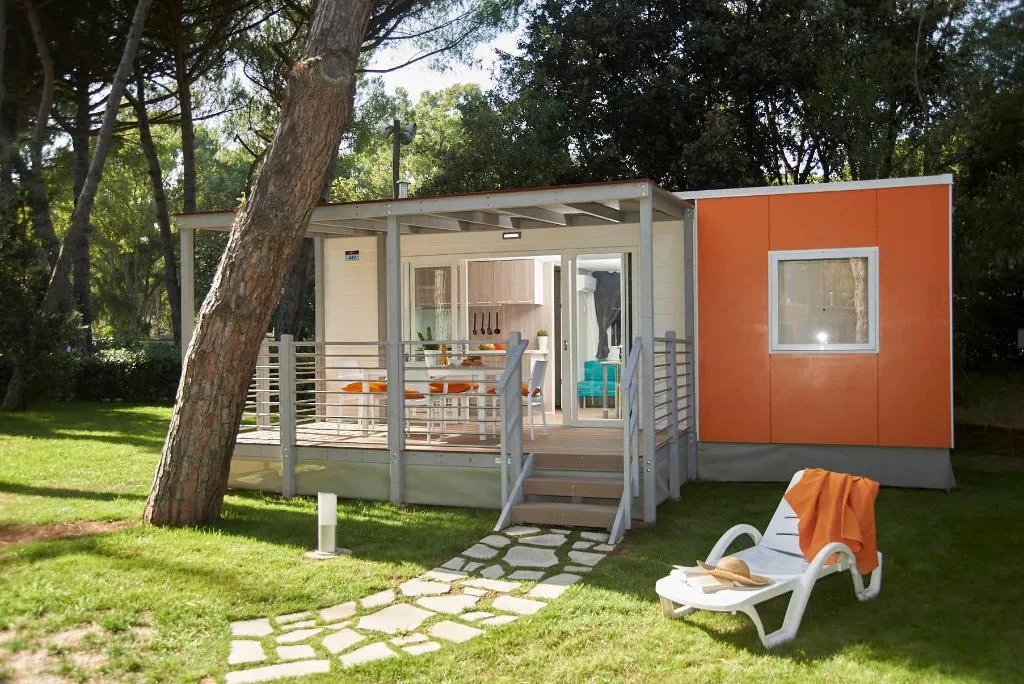 MOBILE HOME CAPACITY 5 Room, Baia Domizia Camping Village, Naples