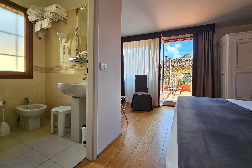 DOUBLE SINGLE USE DELUXE Room, Atlantic Palace, Florence