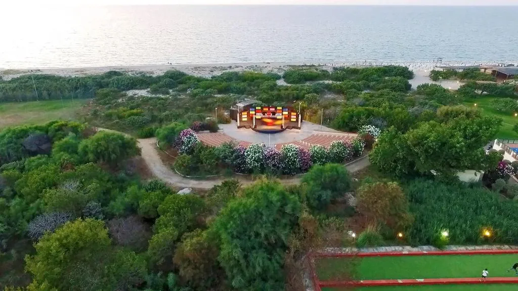 Sports and Entertainment, Villaggio Dei Pini, Cagliari