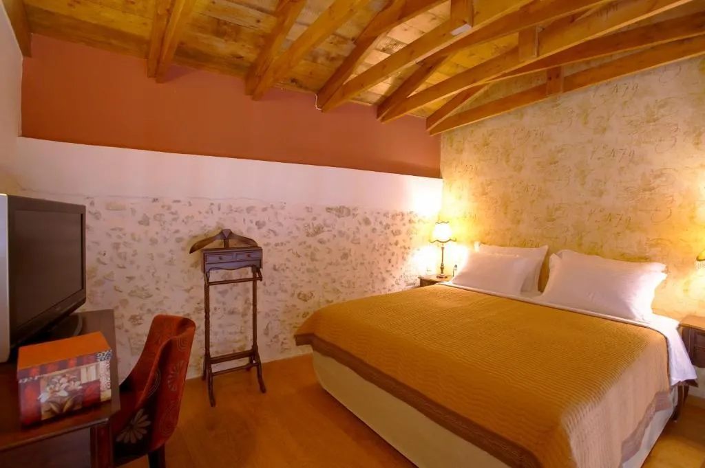 JUNIOR SUITE CAPACITY 4 Room, Casa Moazzo, Crete