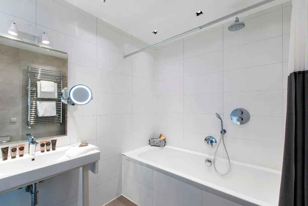 DOUBLE DELUXE Room, Grand Canal Boutique Hotels, Amsterdam