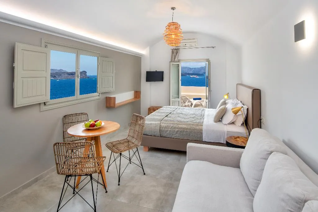Room, Kokkinos Villas, Santorini