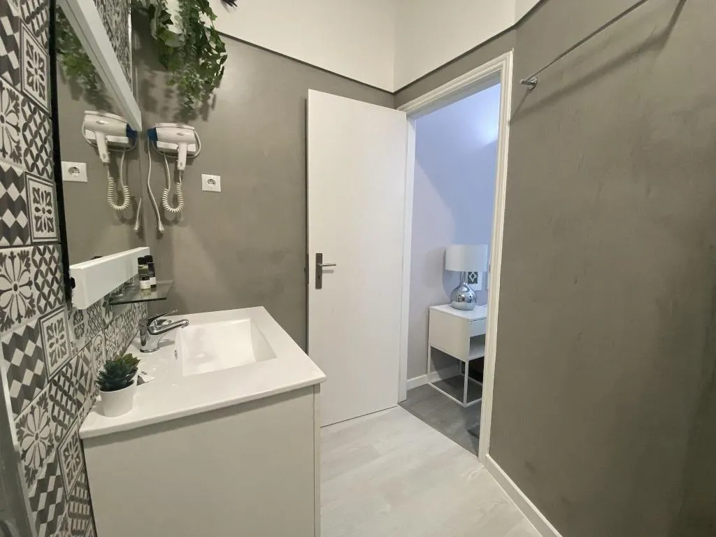 Room, Residencial Triunfo, Porto