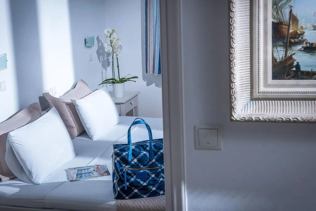 Room, Villa Sonia, Crete