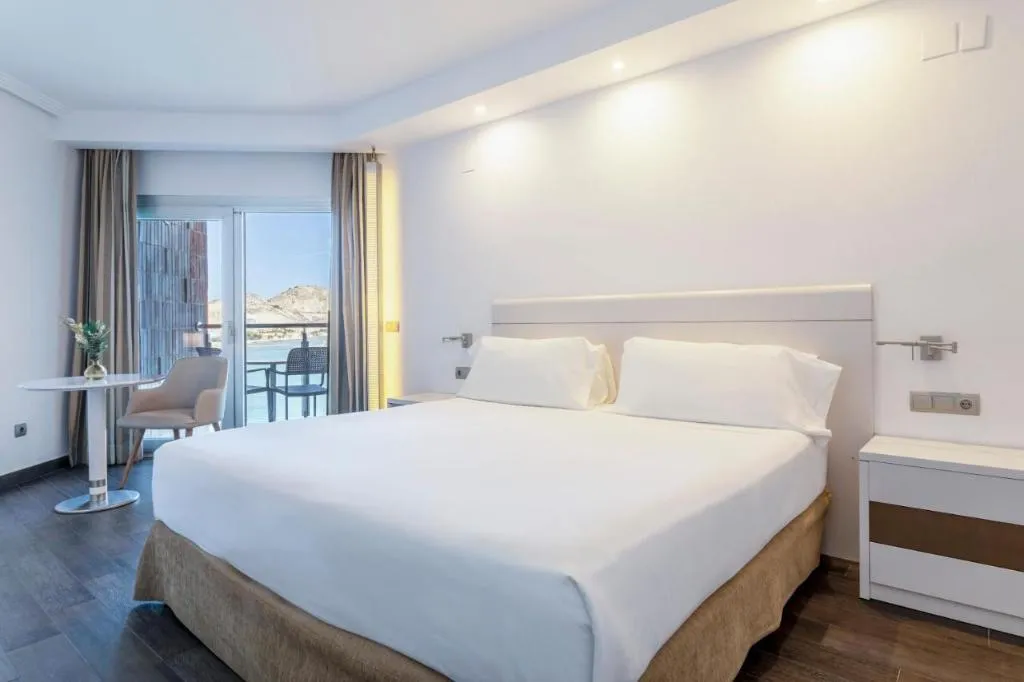 Room PREMIUM Room, Innside Alicante Porta Maris, Costa Blanca