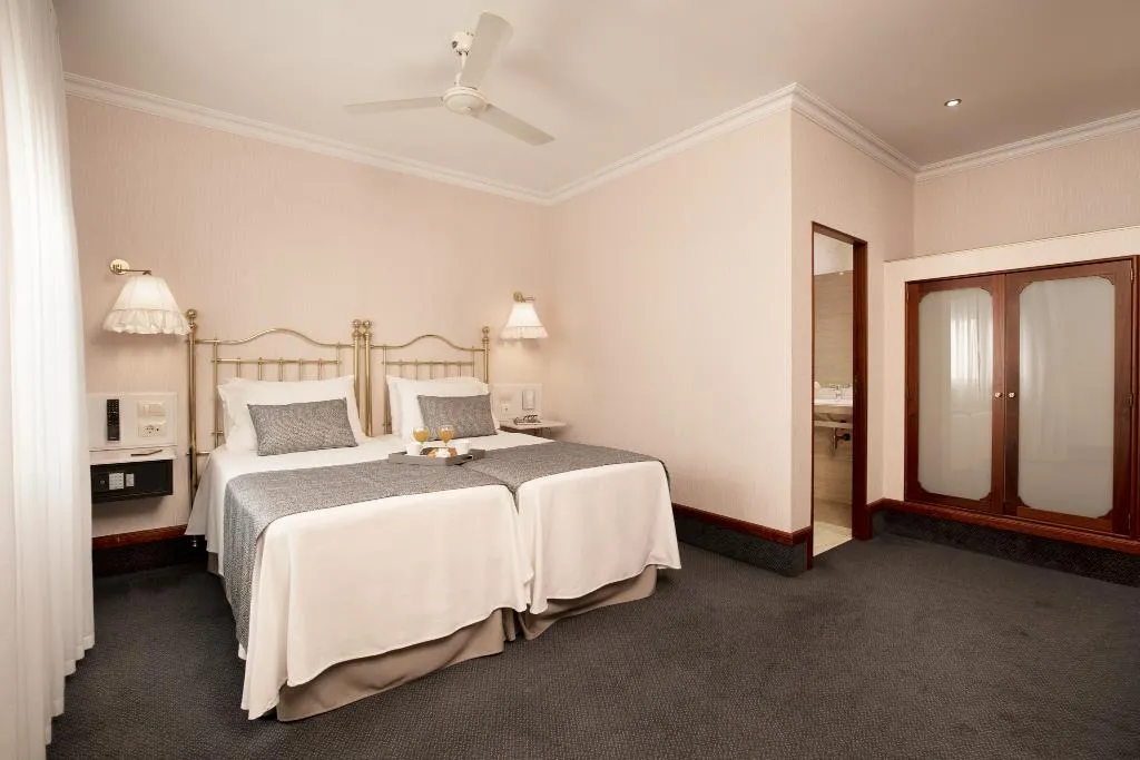 TWIN TWO BEDS Room, Continental Barcelona Hotel, Barcelona