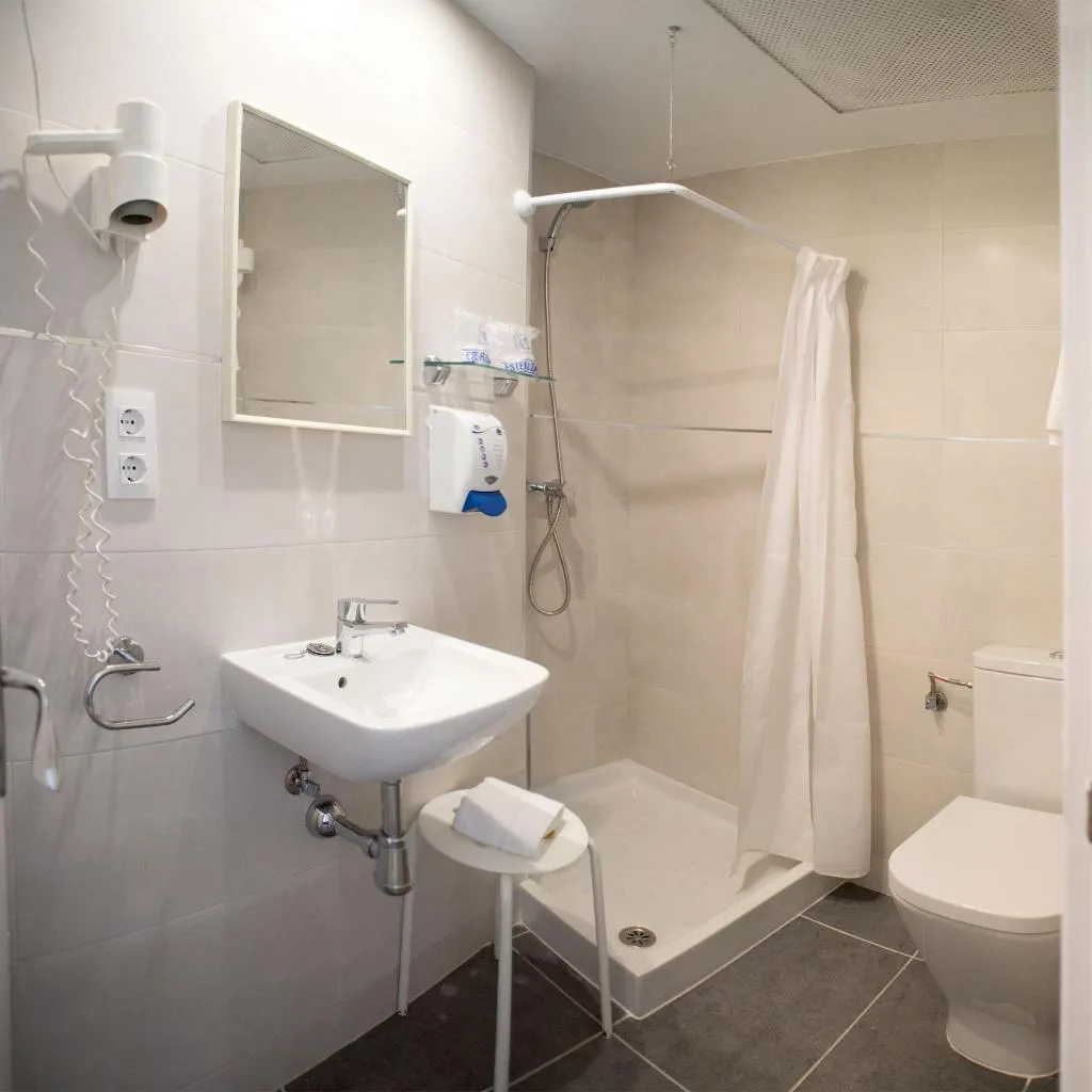 SINGLE STANDARD Room, L Hostalet De Tossa, Costa Brava