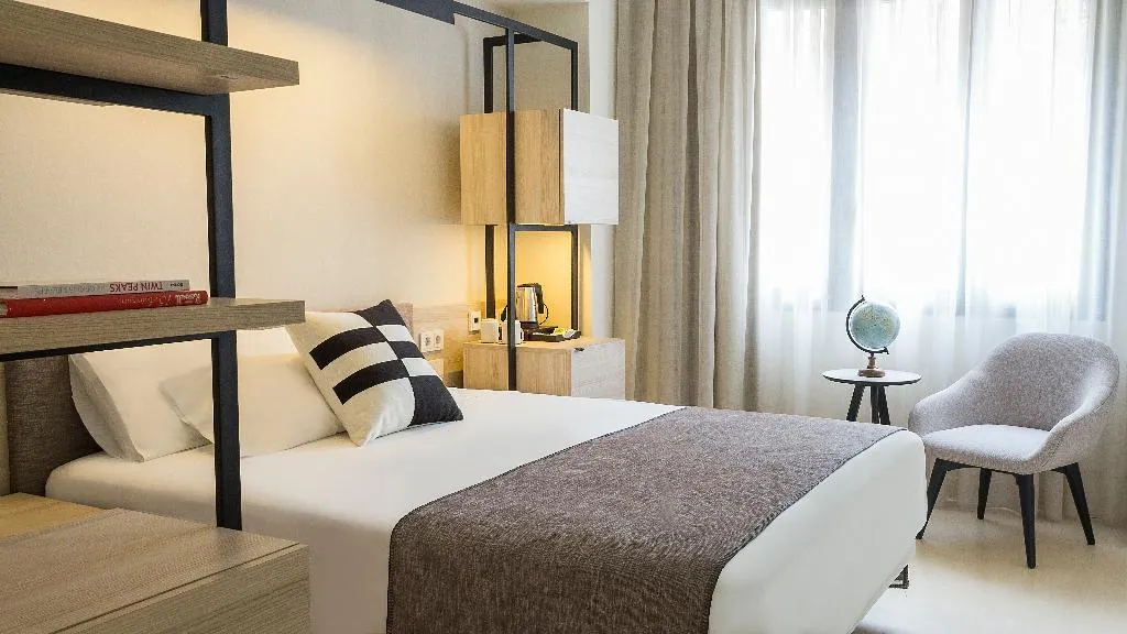 DOUBLE SUPERIOR Room, Denit Barcelona, Barcelona