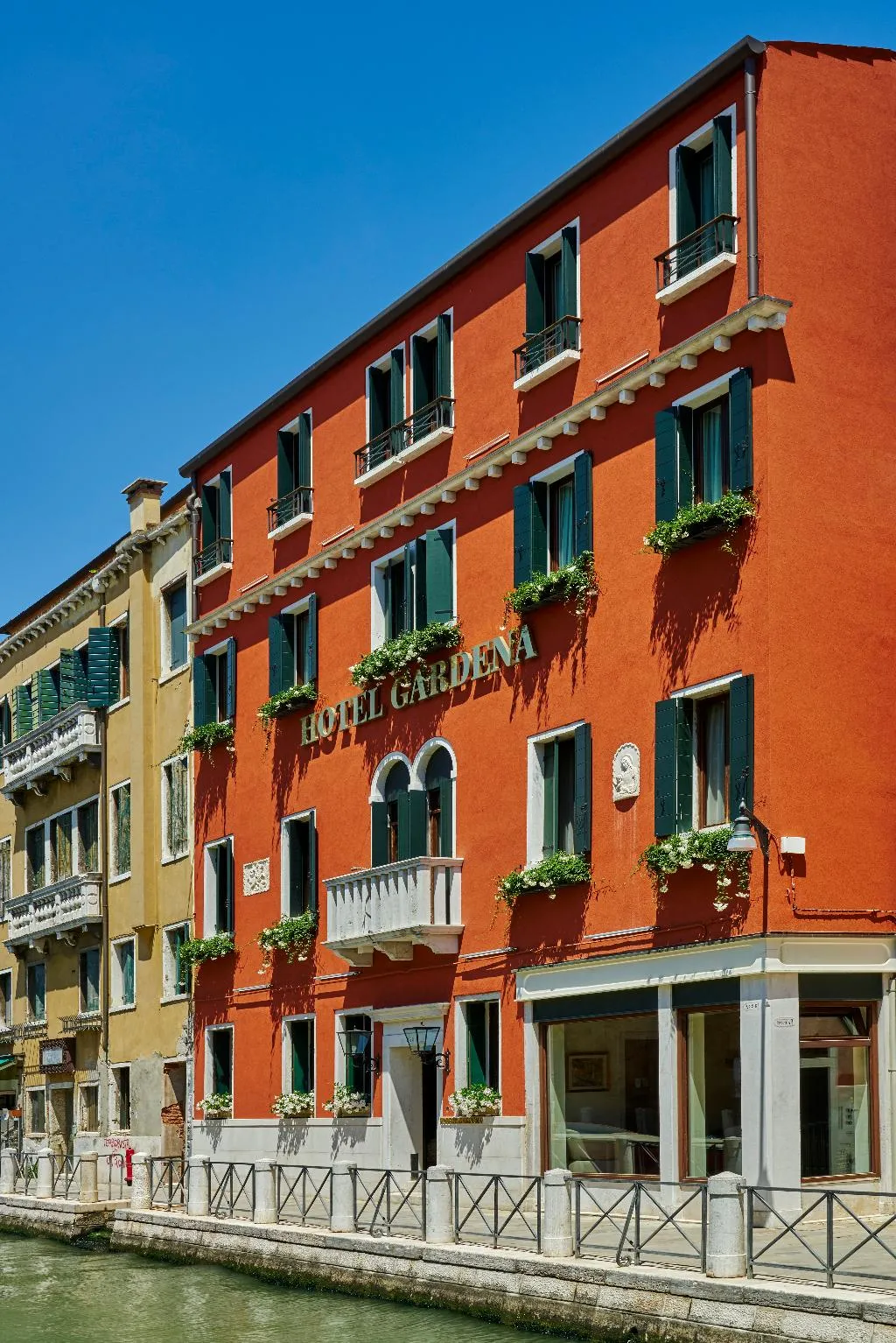 General view, Gardena, Venice
