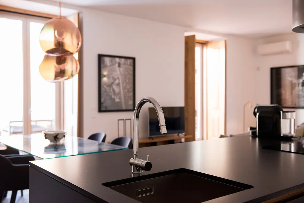 APARTMENT ONE BEDROOM WITH TERRACE Room, Flora Chiado Apartments, Lisbon