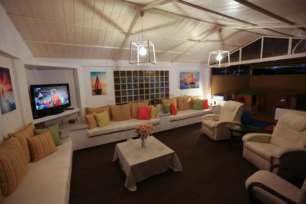 Lobby, Skiathos Island Suites, Skiathos