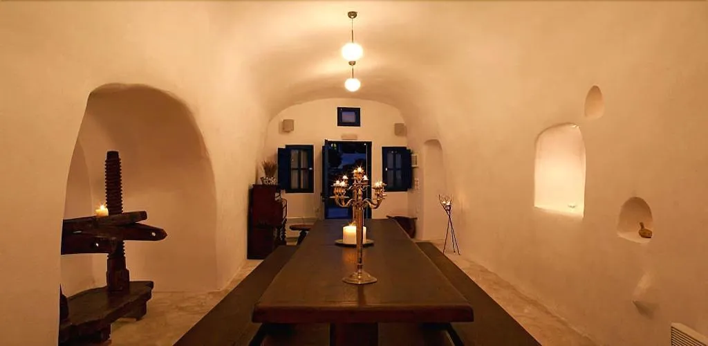 Lobby, Aghios Artemios Traditional Houses, Santorini
