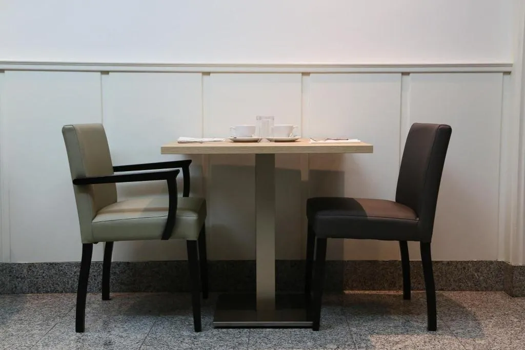 Room, Hostal Carlos III, Madrid
