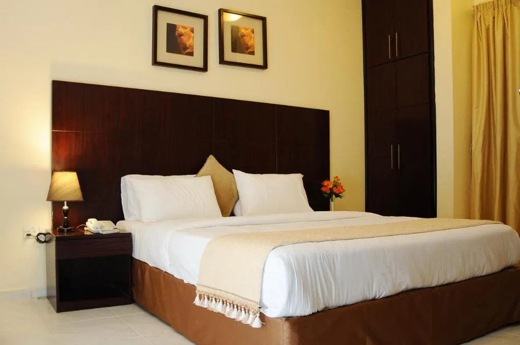 Room, Tulip Inn Royal Suites Ajman, Dubai