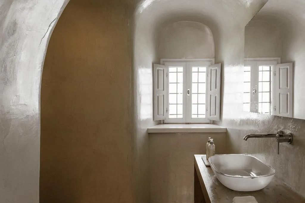 SUITE WITH PRIVATE POOL Room, Aqua Luxury Suites, Santorini