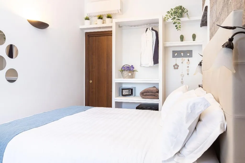 DOUBLE SUPERIOR Room, Casale Antonietta, Naples