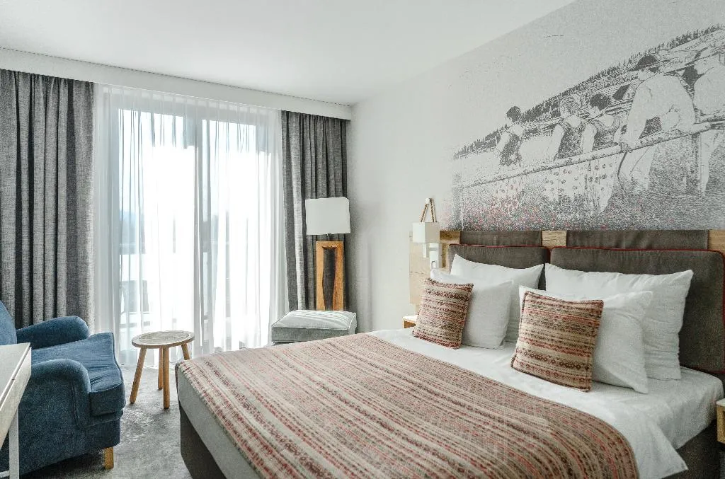 DOUBLE SUPERIOR Room, Hotel Aquarion Family & Friends - Destigo Hotels, Krakow