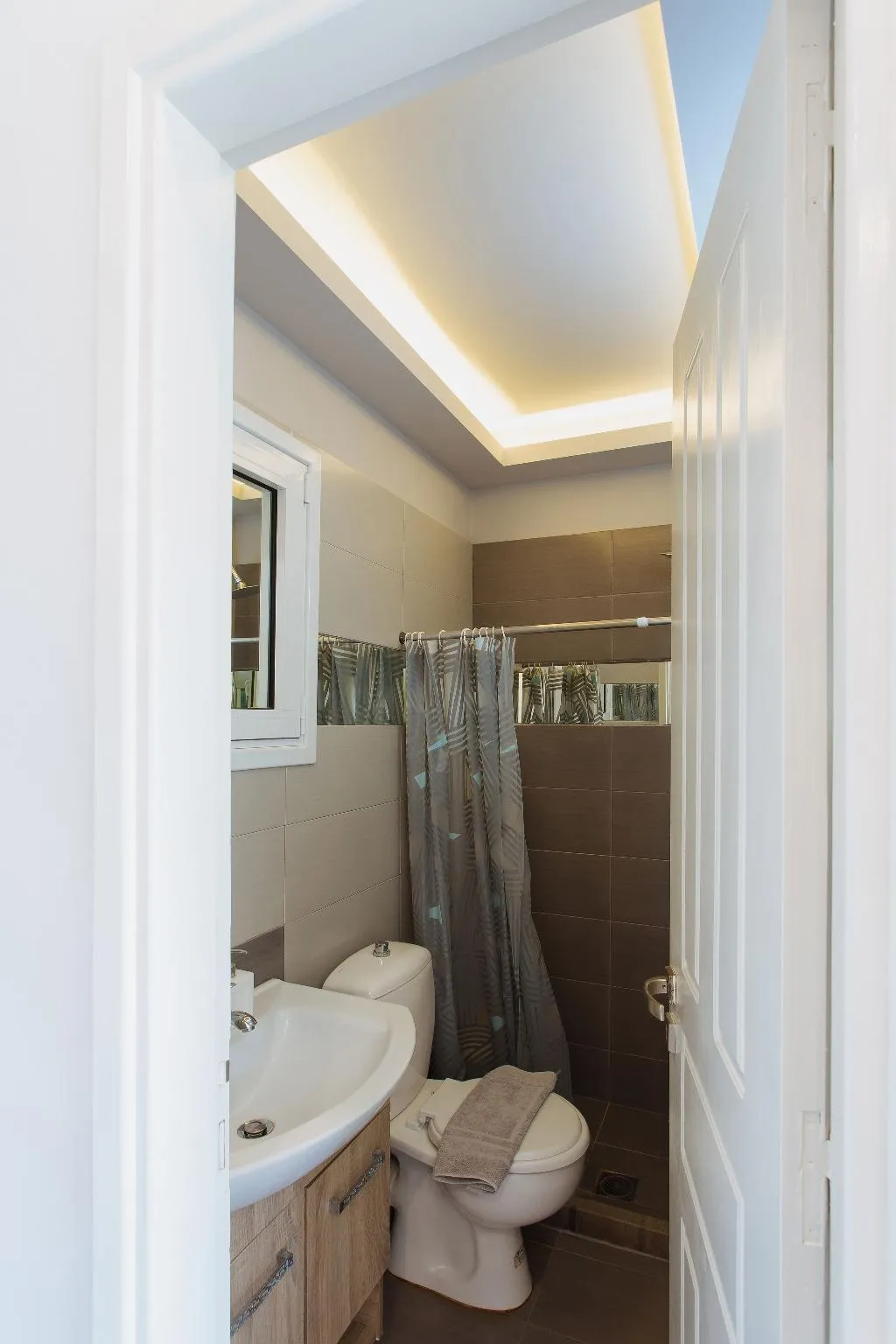 Double or Twin DELUXE POOL VIEW Room, Sunny Place Resort, Athens