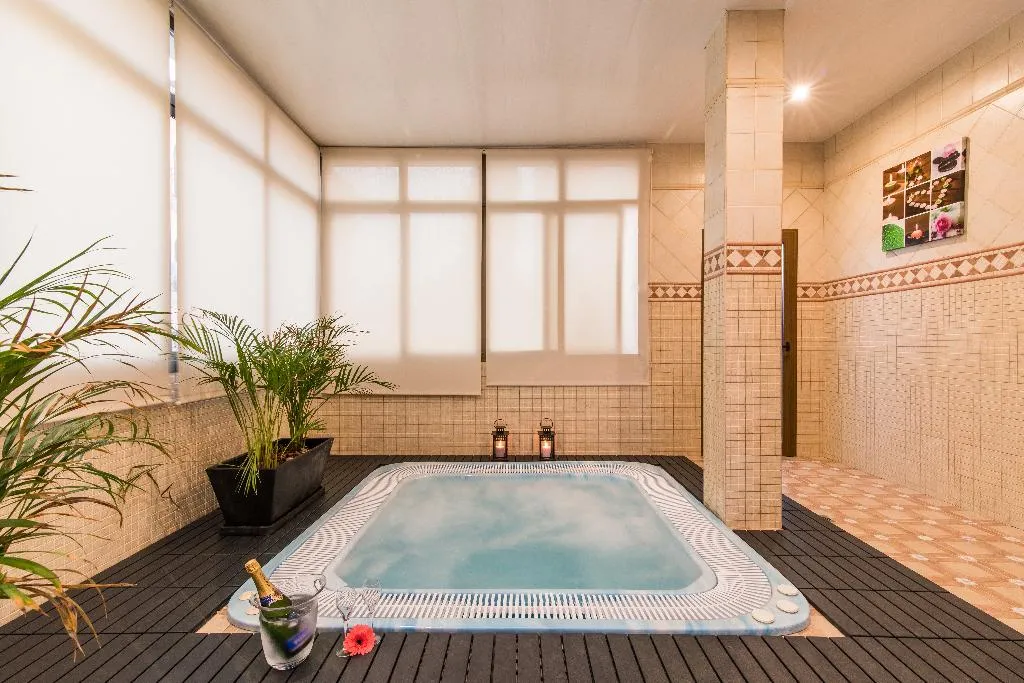 Sports and Entertainment, Baviera Hotel, Majorca