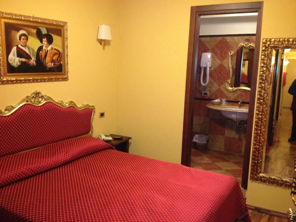 DOUBLE STANDARD Room, Citta Di Milano, Venice