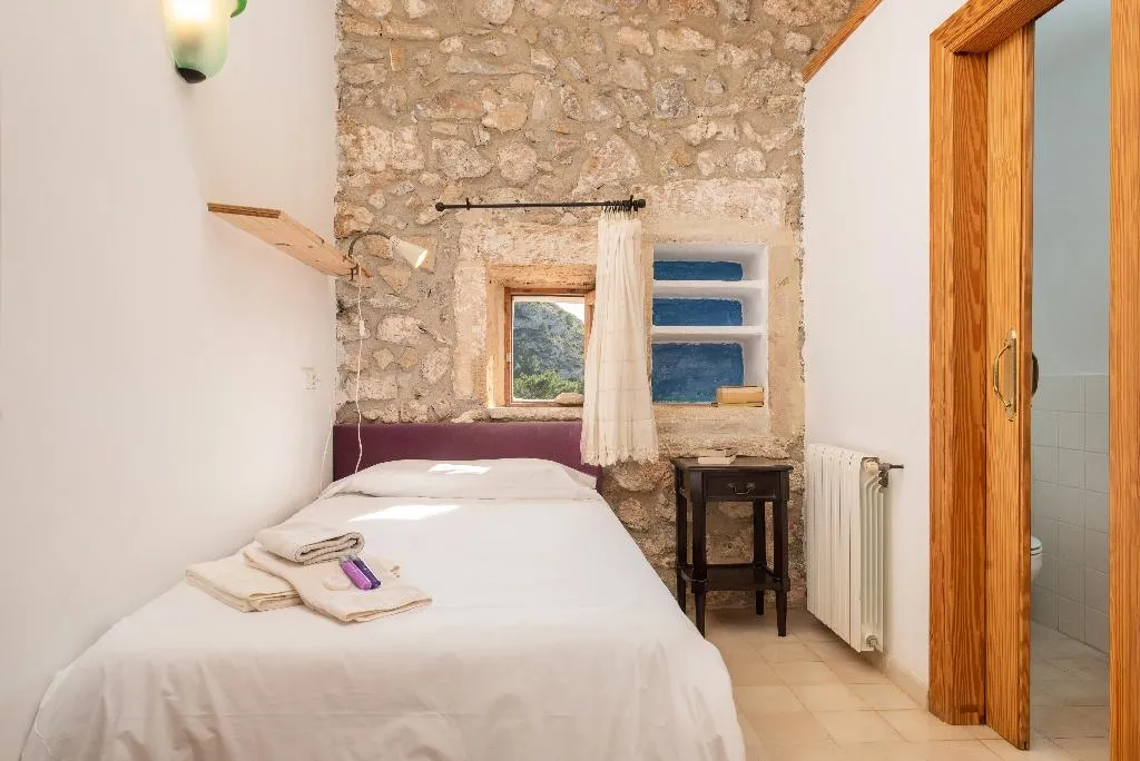 SINGLE STANDARD Room, Petit Hotel Hostatgeria La Victoria, Majorca