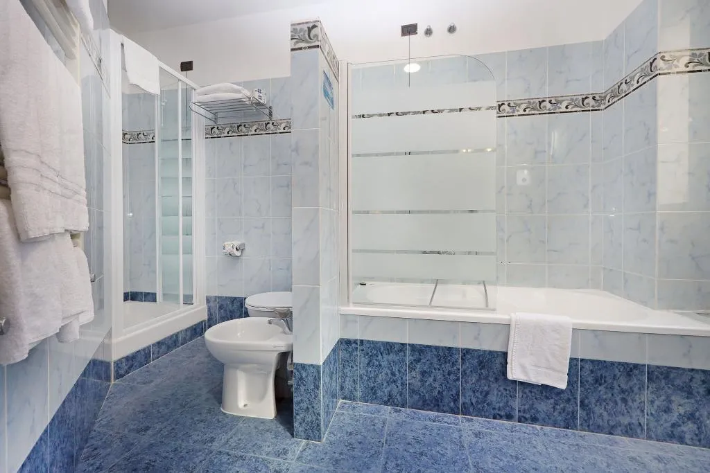 TRIPLE STANDARD Room, Rimini Hotel, Rome
