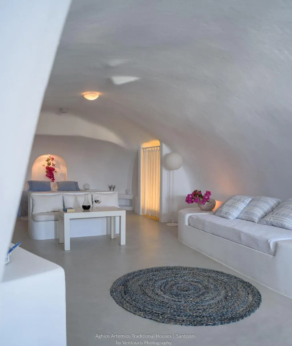 Room, Aghios Artemios Traditional Houses, Santorini