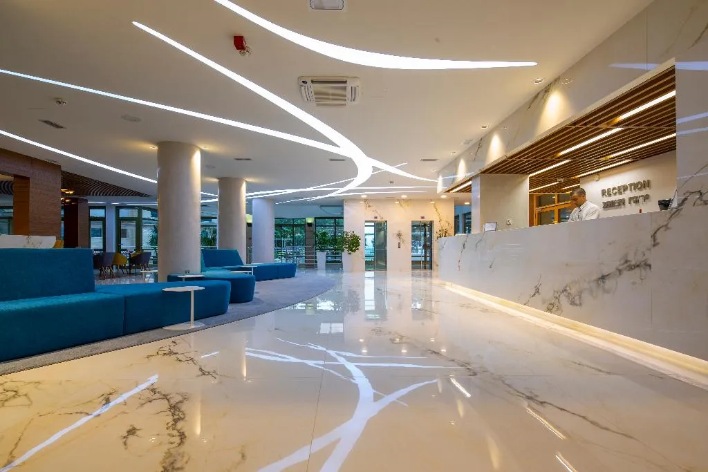 Lobby, Park, Split