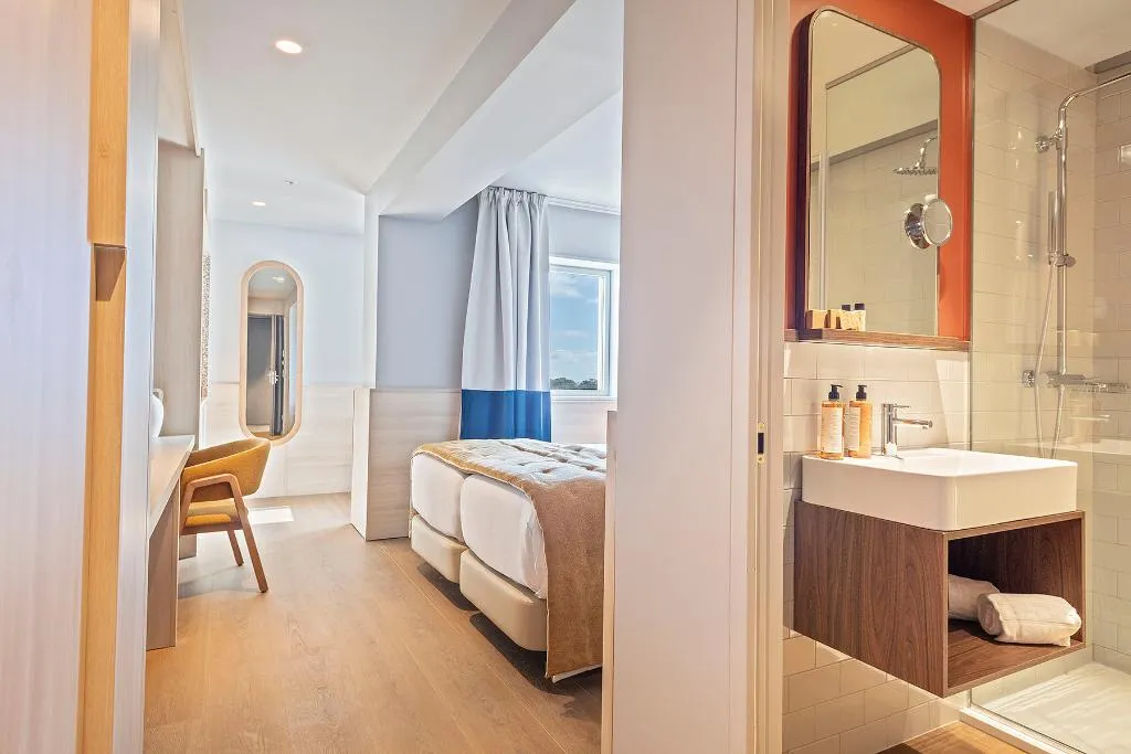 Double or Twin SUPERIOR Room, Acta Moa 4*, Lisbon