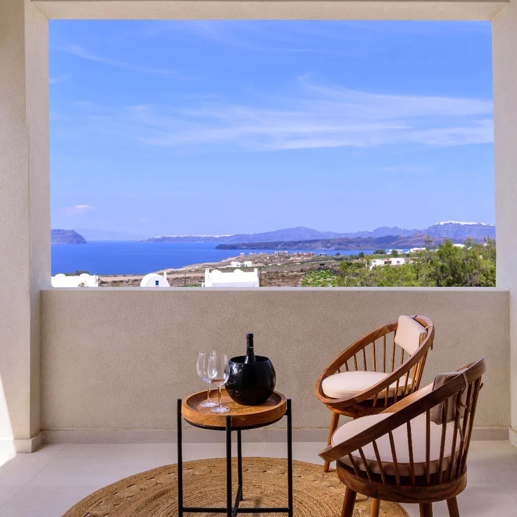 SUITE SEA VIEW Room, Potnia Theron Suites, Santorini