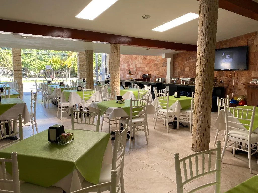 Restaurant, Las Golondrinas, Playa Del Carmen