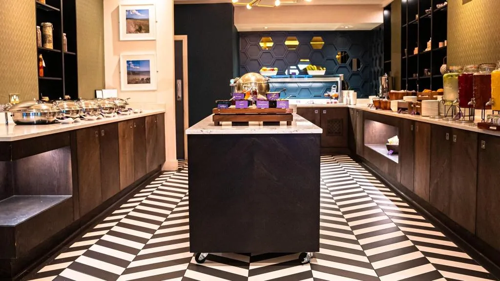 Restaurant, Sandymount Hotel, Dublin