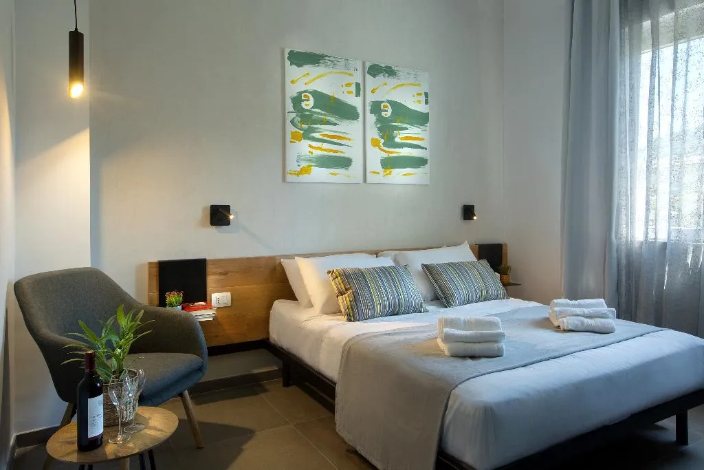 DOUBLE STANDARD Room, Mare Fuori Rooms, Naples