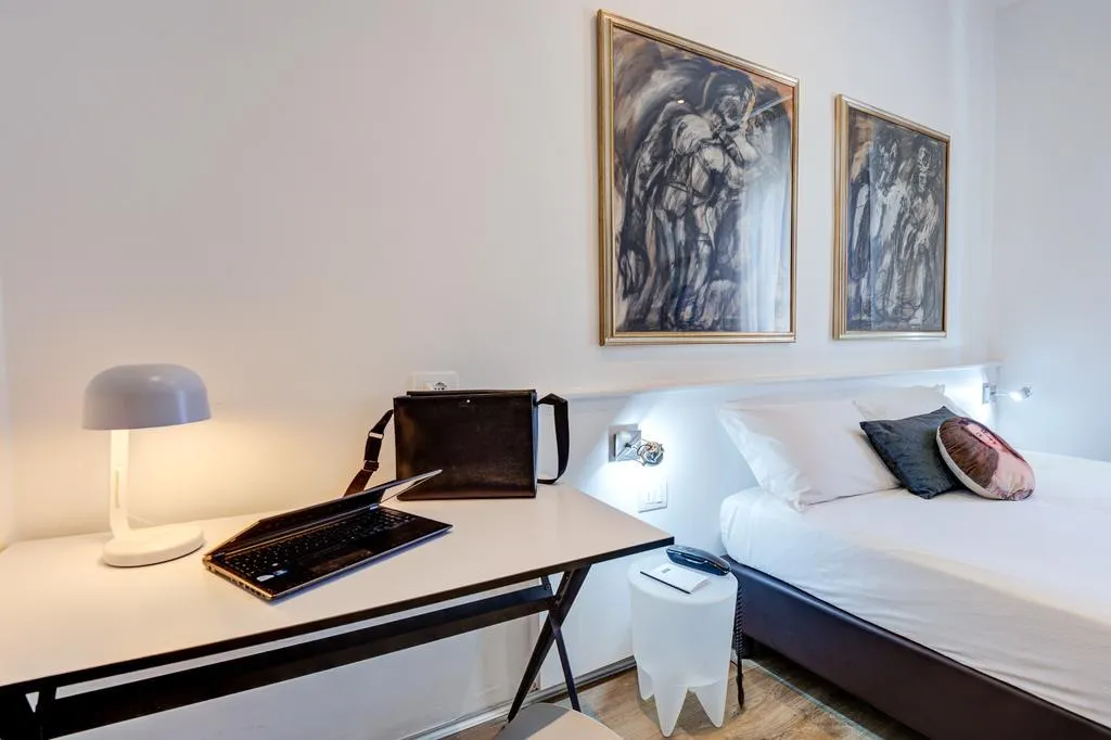 DOUBLE STANDARD Room, Hotel Bernina Milano, Milan