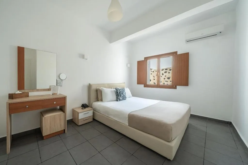 Room, Belle etoile Villas, Santorini