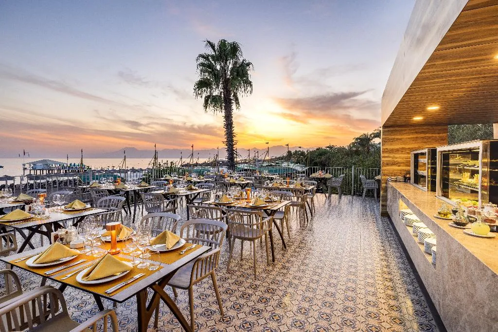 Restaurant, Concorde De Luxe Resort, Antalya